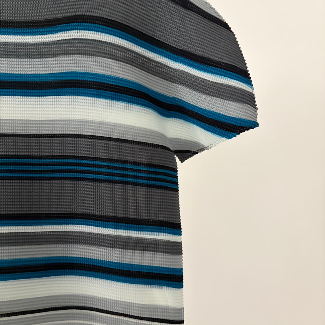 Ripple Stripe Pleated Blouse 상품이미지3