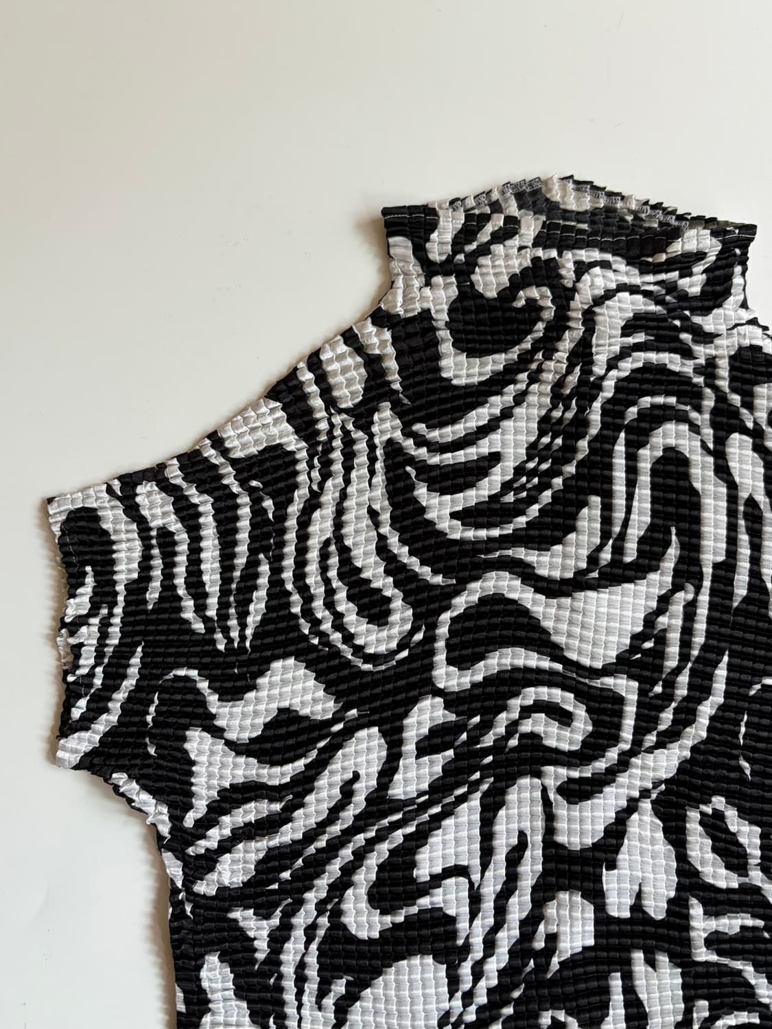 Vintage pleats top 상품이미지2