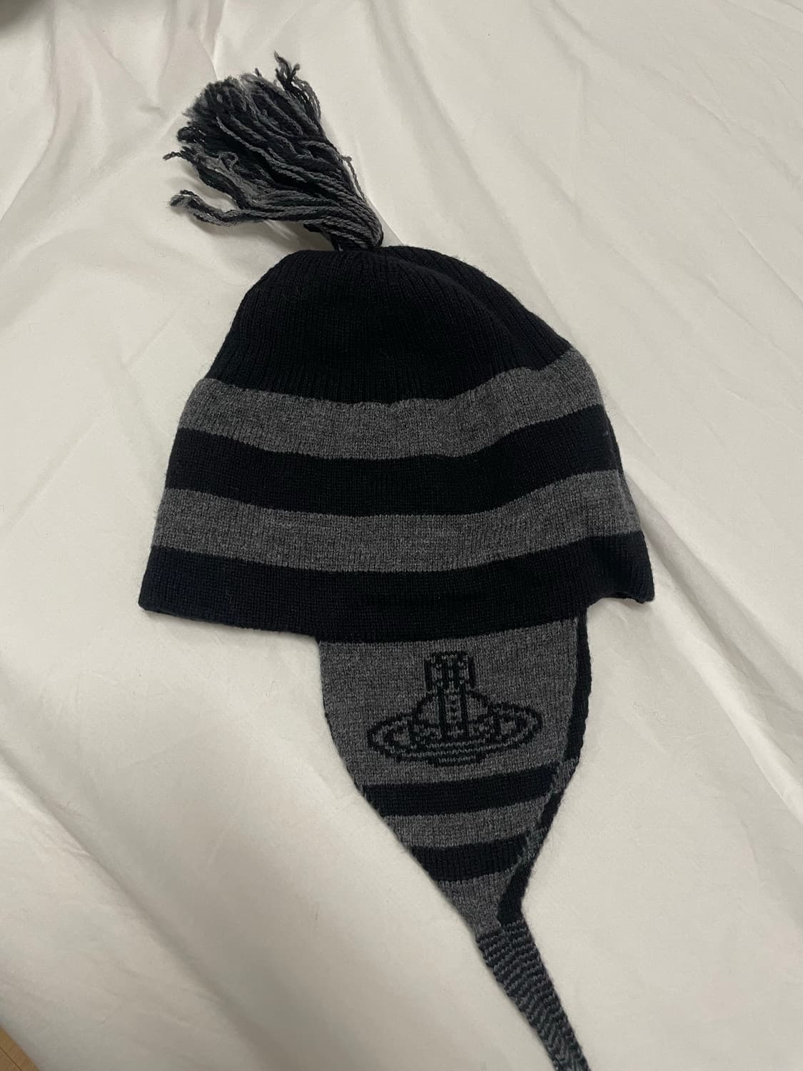 비비안 웨스트 우드 이어플랩 모자 / 비니 상품이미지1