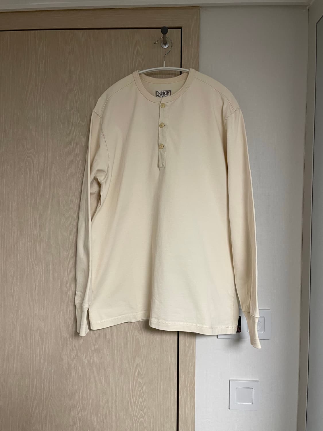 브론슨 헨리넥(긴팔) Black, Apricot XXL 일괄판매 상품이미지4