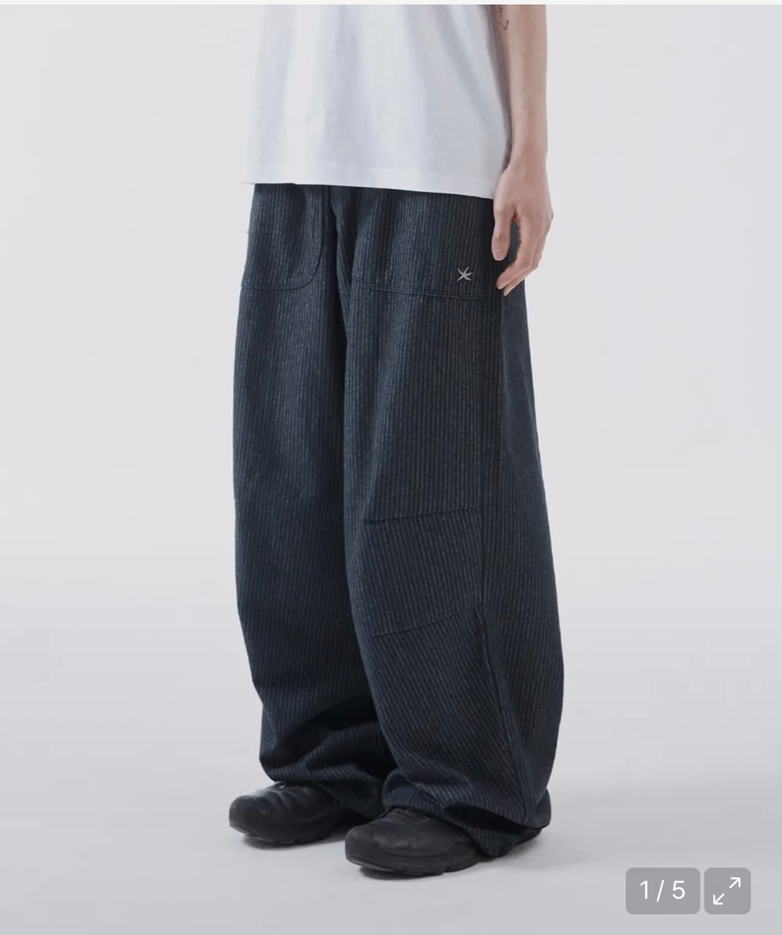 더콜디스트모먼트 스트라이프 팬츠 상품이미지1