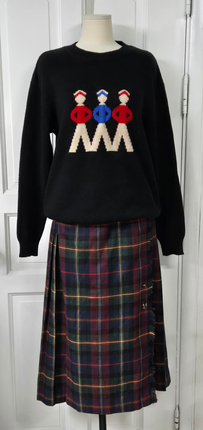 스테판 슈나이더 그래픽 니트 상품이미지1