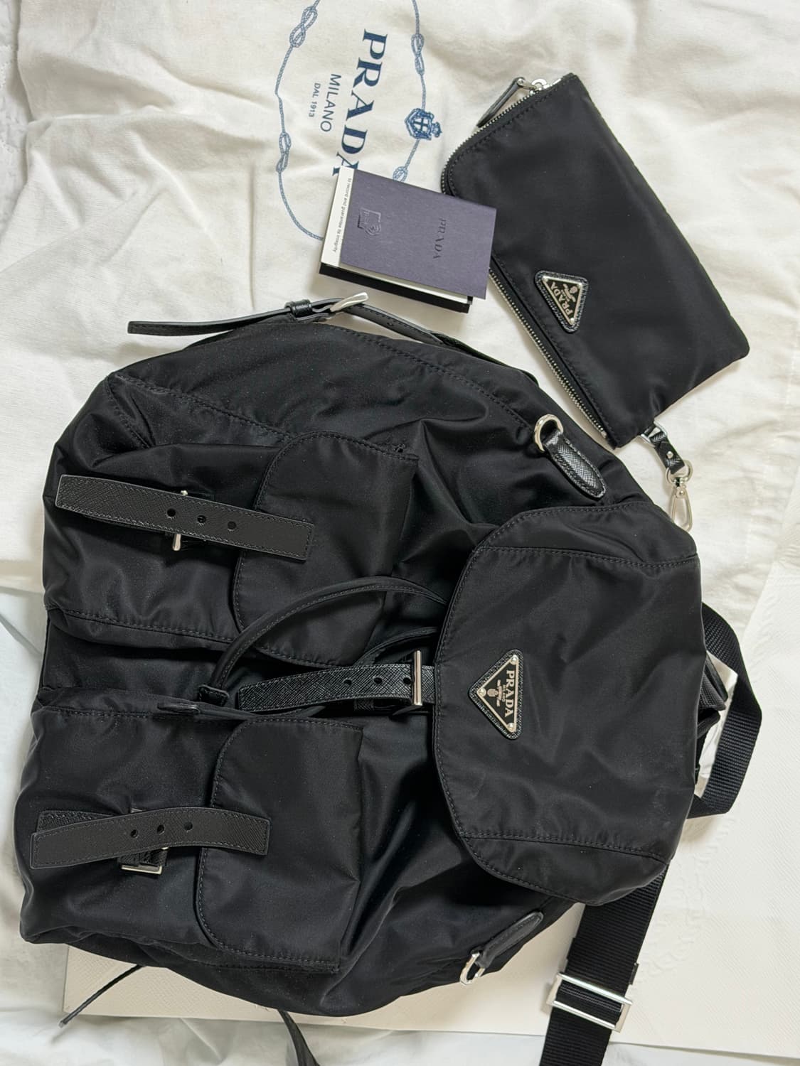프라다 리나일론 미디엄 백팩 상품이미지1
