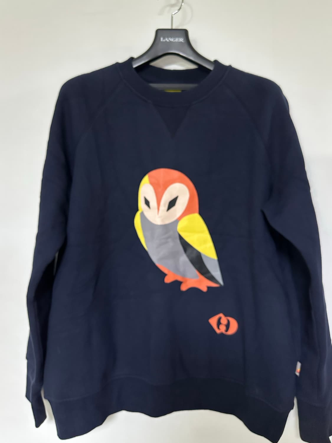 럭키슈에뜨 네이비 색상의 스웨트셔츠 상품이미지1