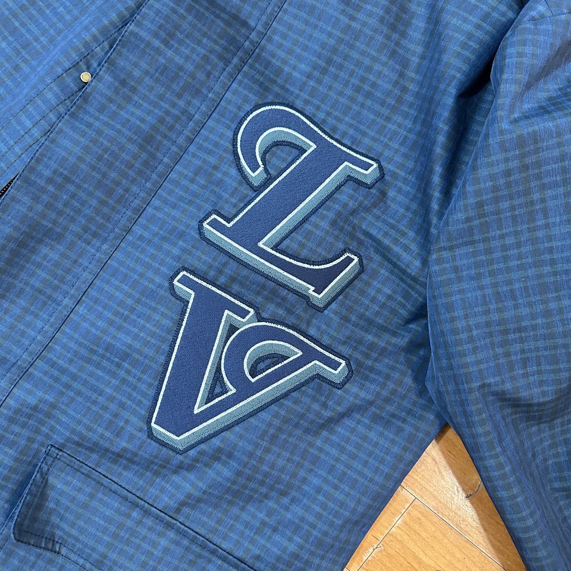 (54) 루이비통 프레피 후디드 파카 상품이미지5