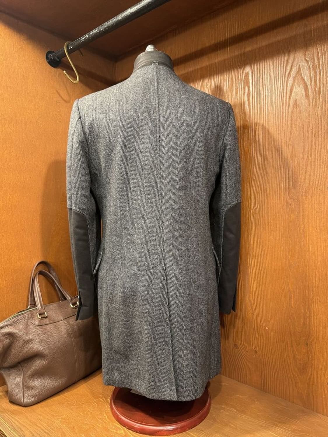 꼬르넬리아니 코트 상품이미지7