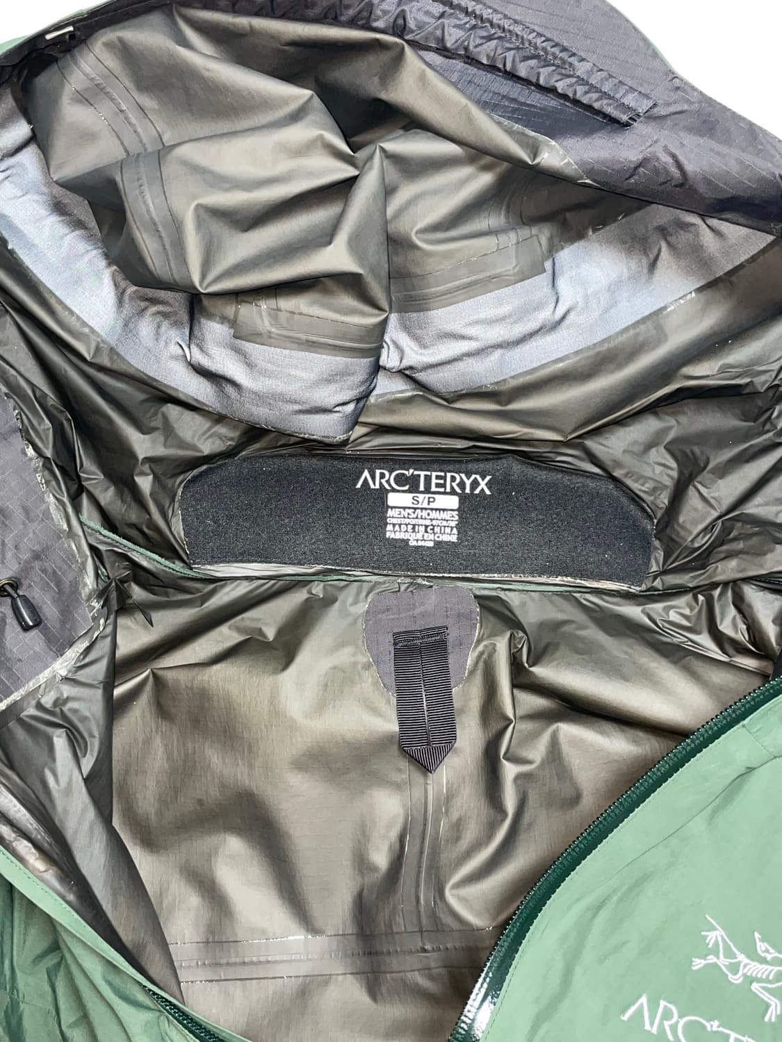 아크테릭스 바람막이 상품이미지4