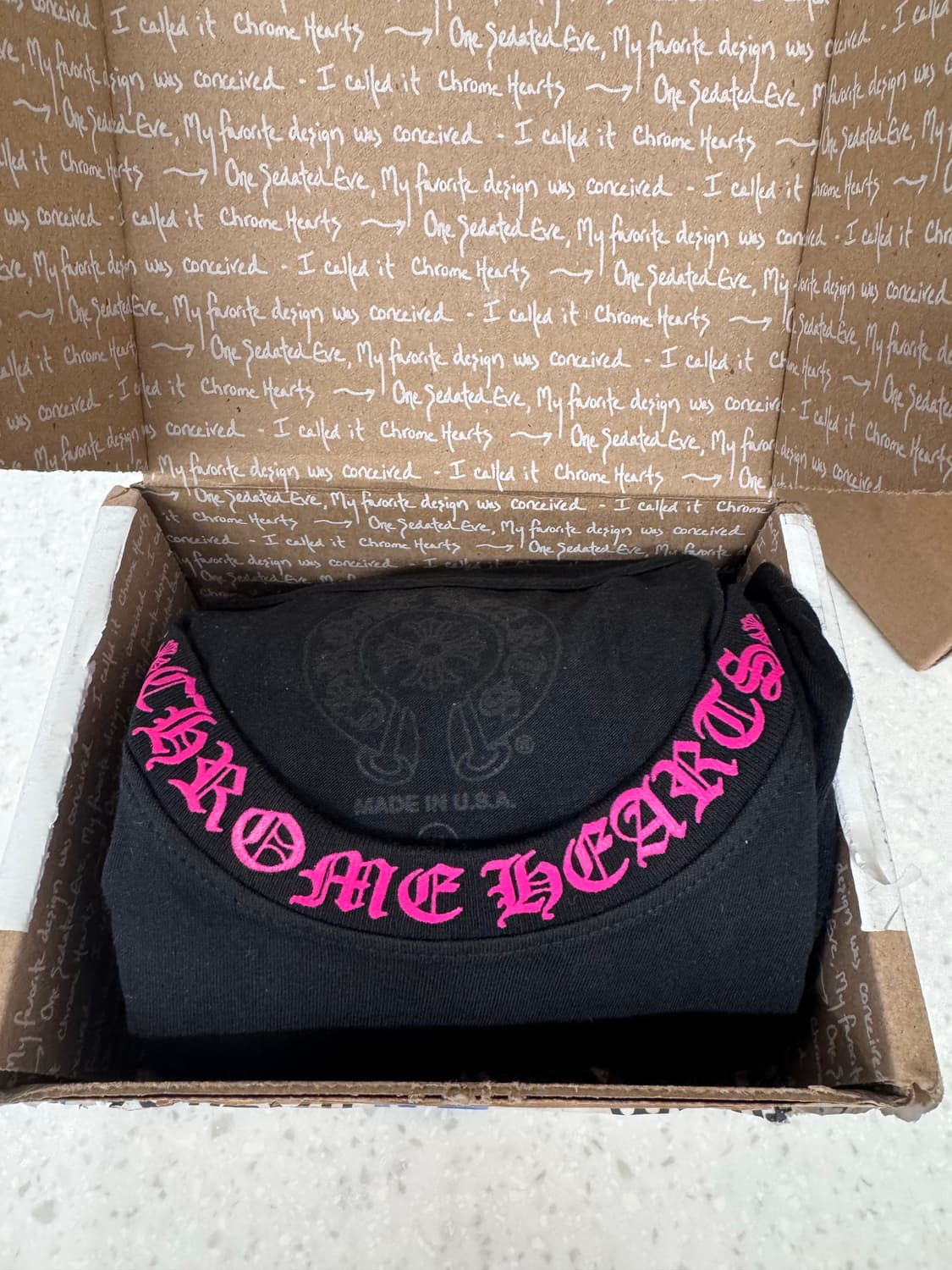 [새재품] 크롬하츠 핑크 레터링 블랙 긴팔티 XL 상품이미지2