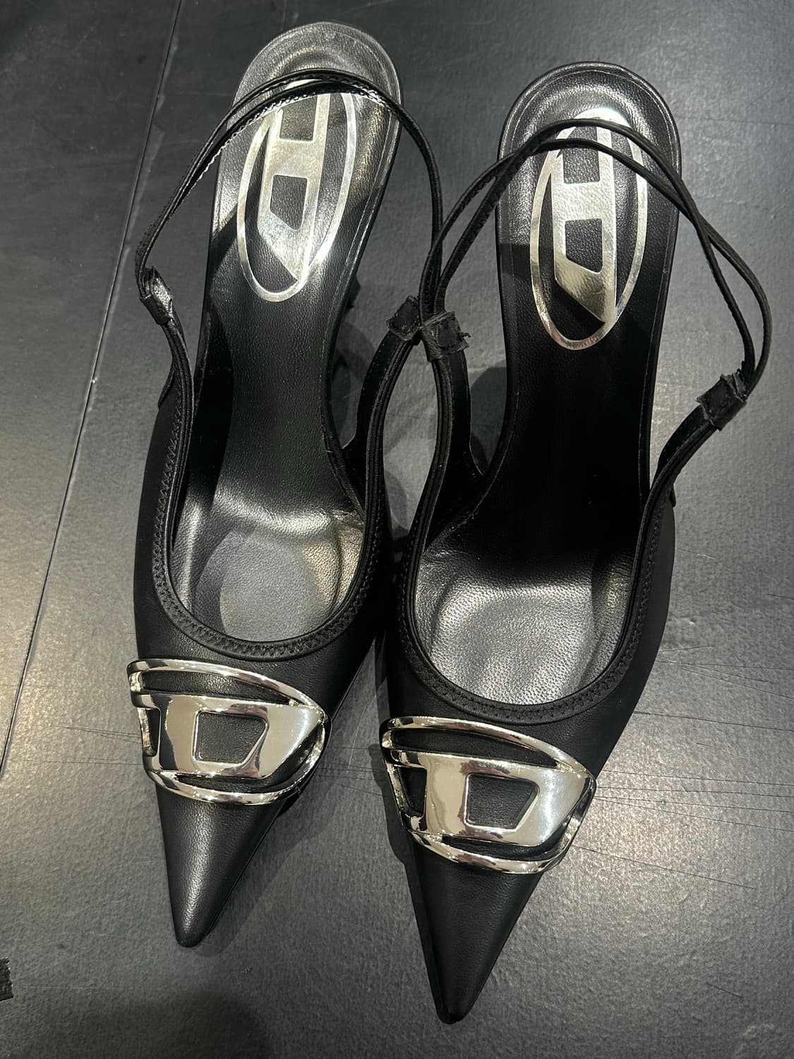 디젤 D-VENUS 슬링백 힐 36 상품이미지2