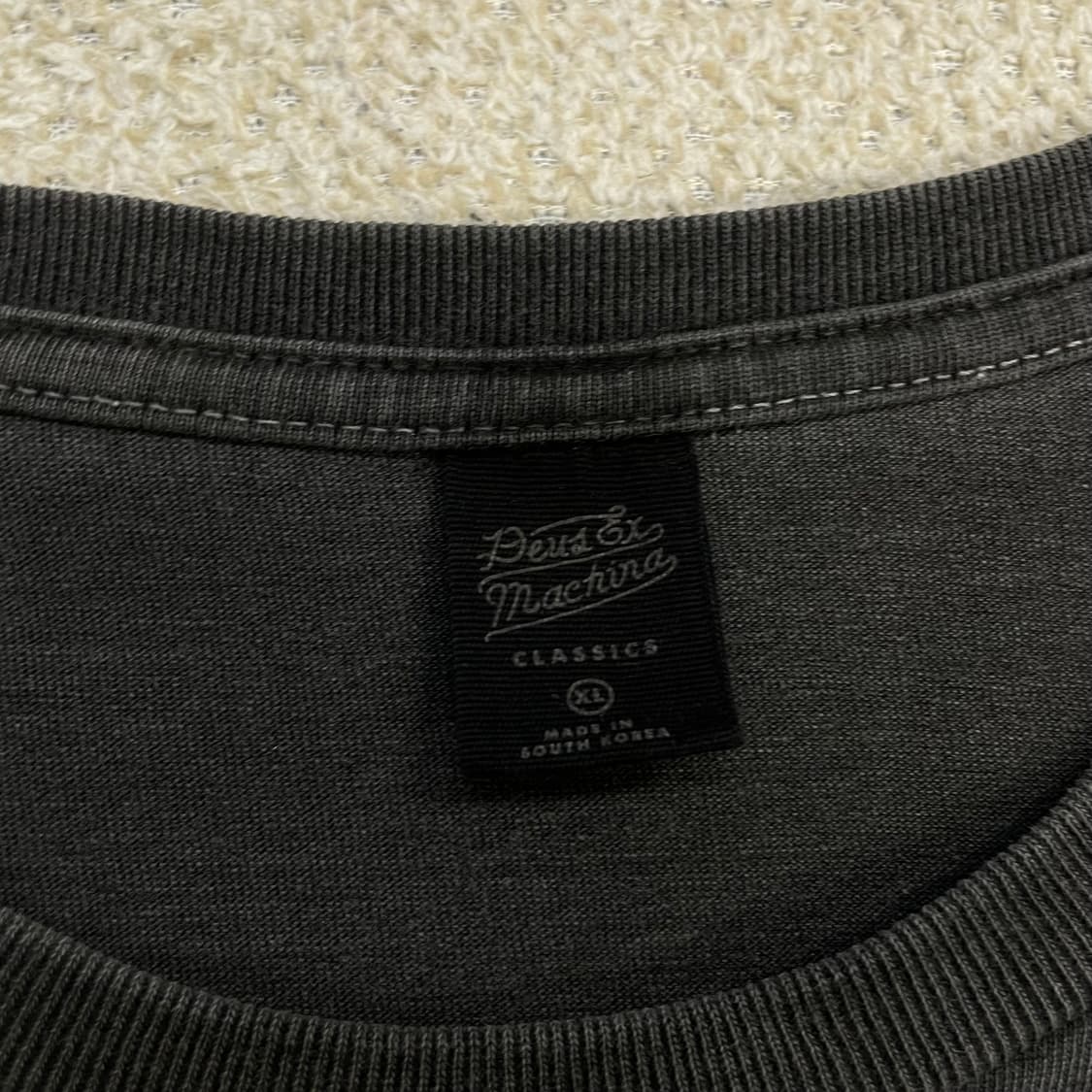 데우스엑스마키나 서울 피그먼트 반팔티  상품이미지5