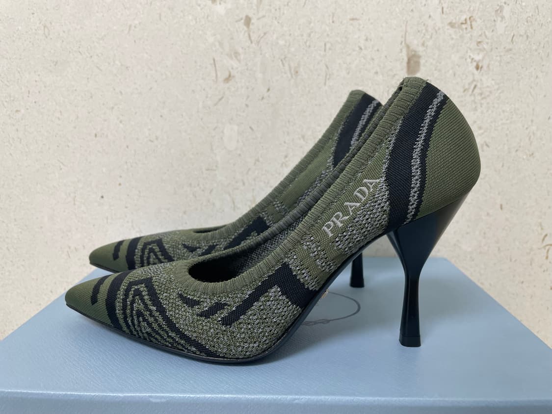 프라다 펌프스 상품이미지4