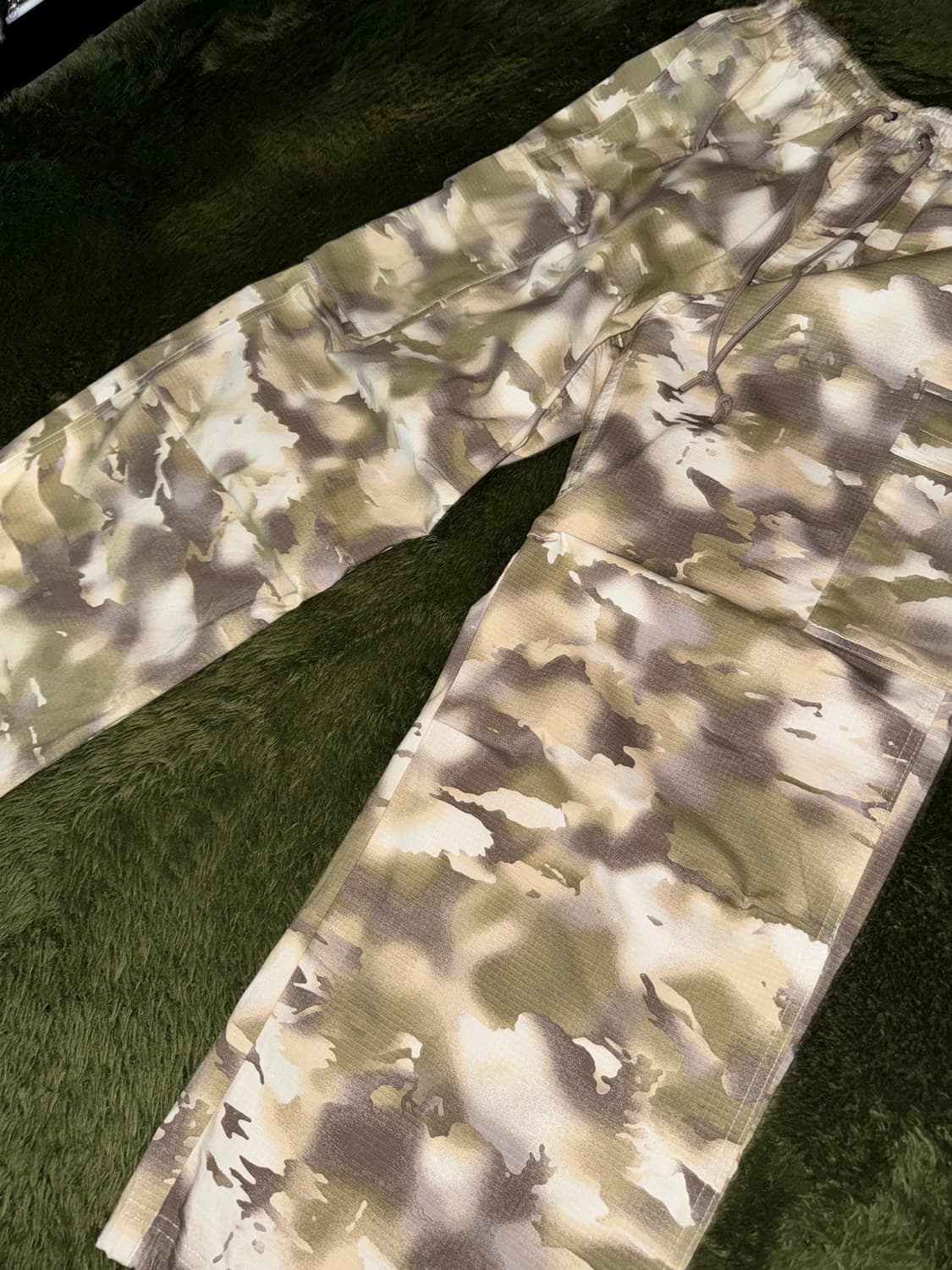 [M] 나이키 우먼즈 카모 립스탑 미드라이즈 카고 팬츠 상품이미지6