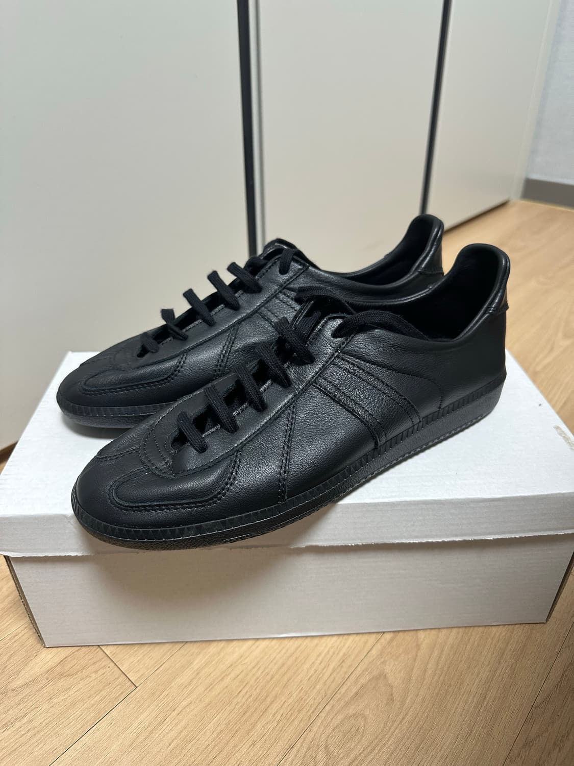 캡틴 선샤인X리프로덕션 오브 파운드 언라인드 트레이너 42 상품이미지3