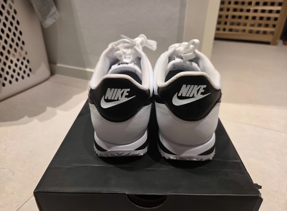 새상품_나이키 코르테즈 화이트 블랙 275mm 상품이미지4