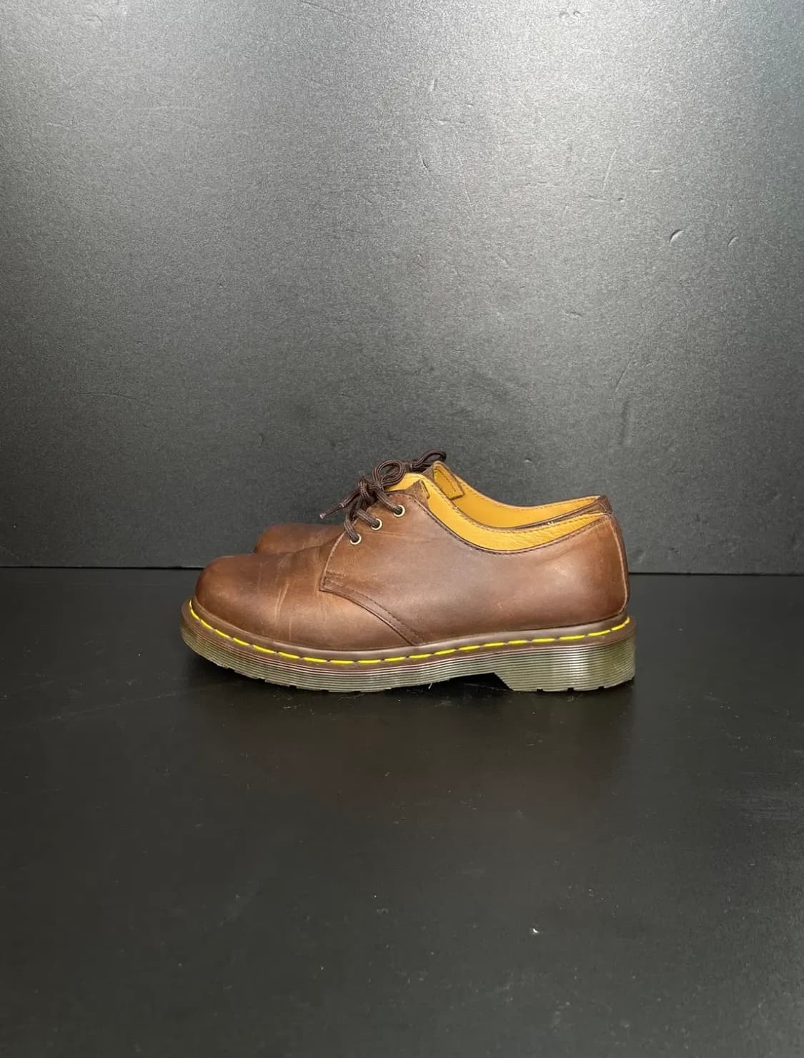 닥터마틴 크레이지호스 1461 3홀 240 상품이미지3