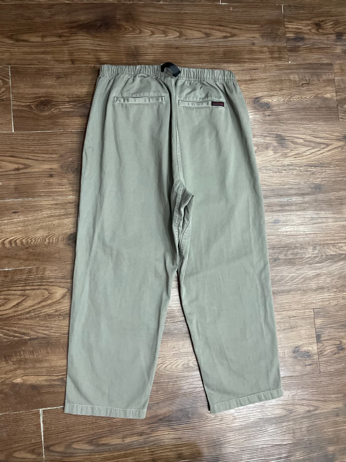 그라미치 루즈 테이퍼드 팬츠 그레이 상품이미지8