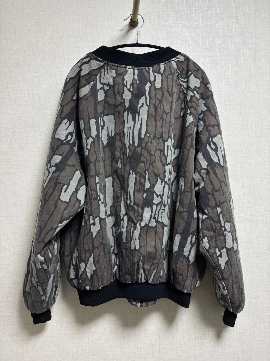 Carhartt 칼하트 트리바크 카모 패턴 퀼팅 한정판 자켓 상품이미지3