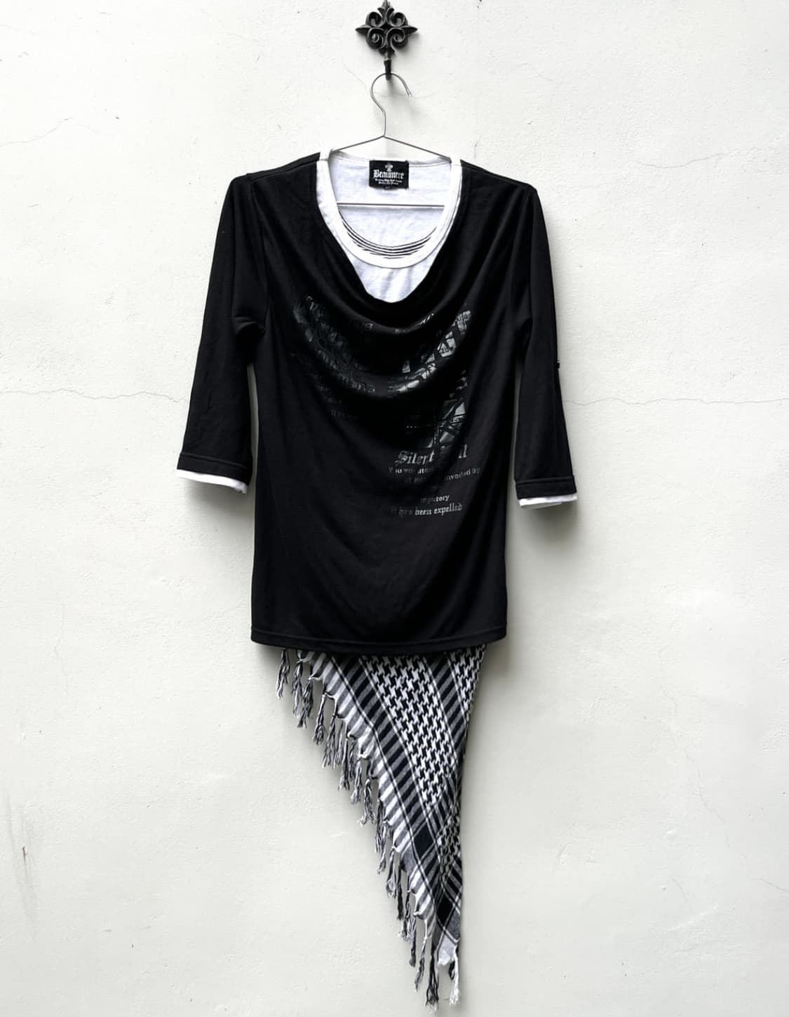 Beamere scarf layered drape top 상품이미지1