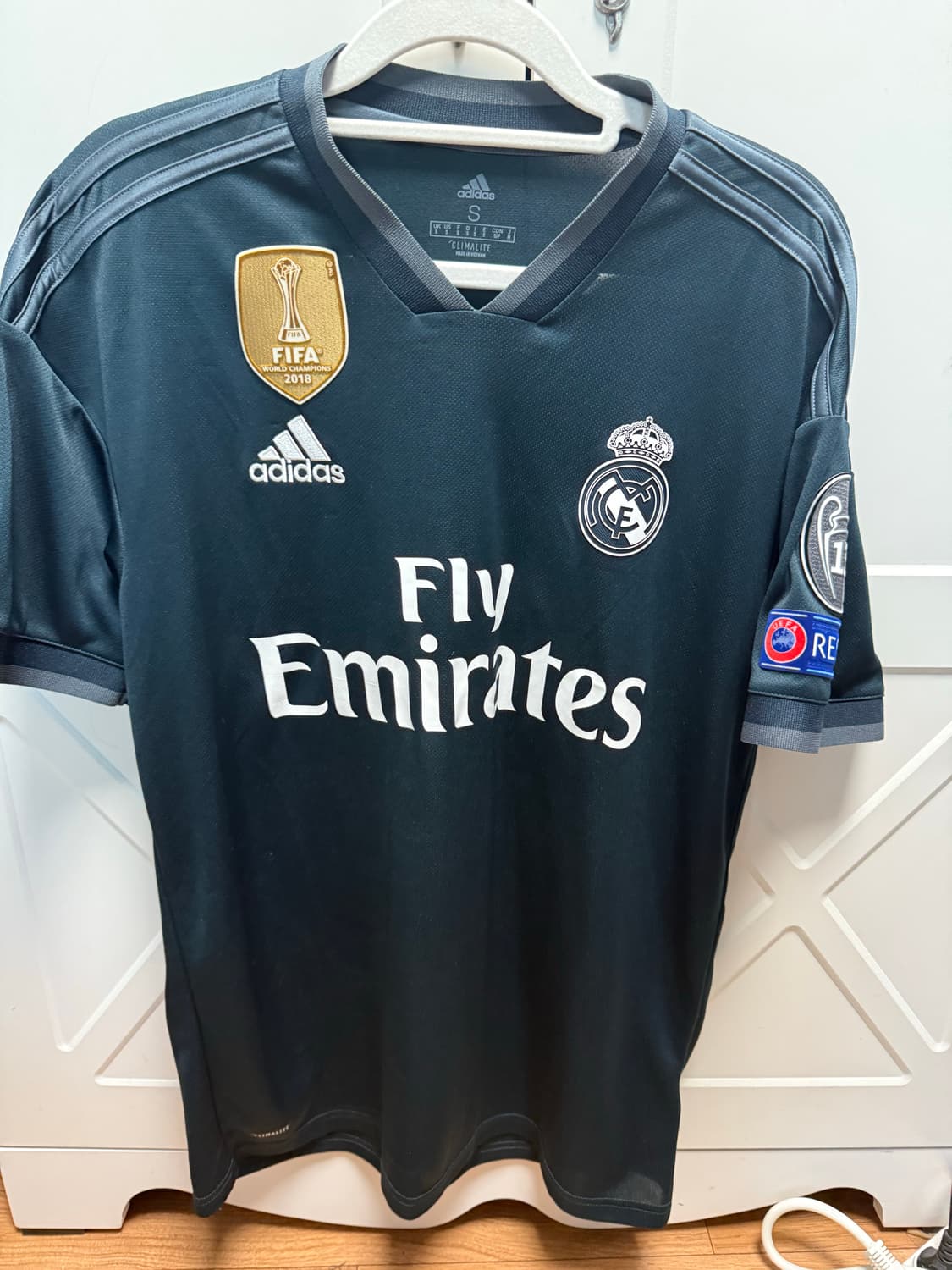 18/19 레알 마드리드 유니폼 상품이미지1