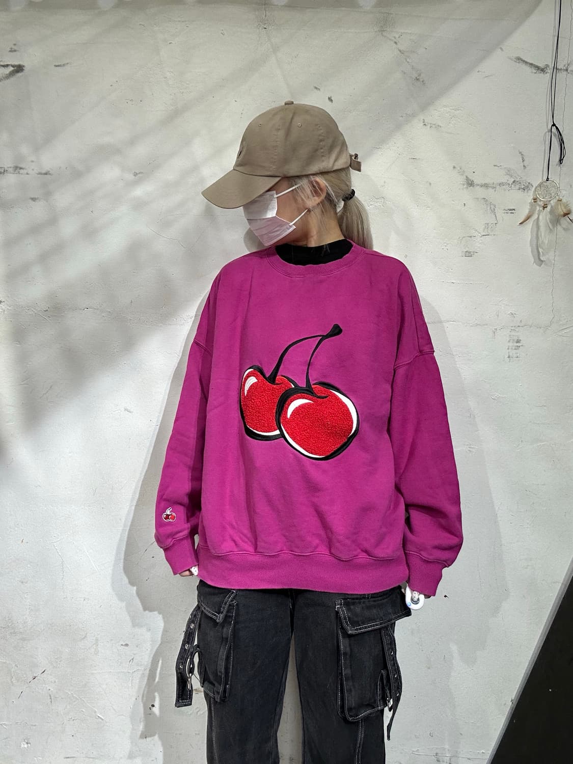 키르시 체리 로고 자수 오버핏 맨투맨  상품이미지2