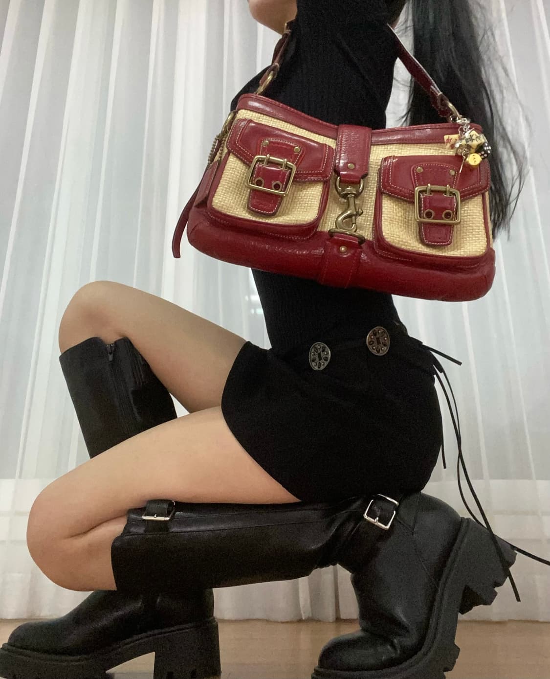 코치 레거시 스트로 호보백 상품이미지2