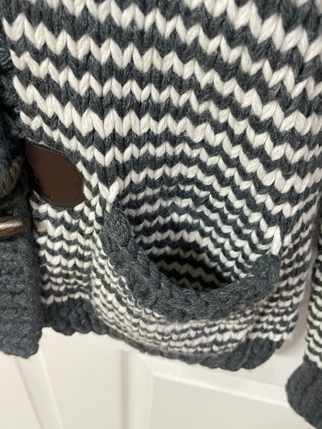 코위찬 네이비 후드 니트 상품이미지3