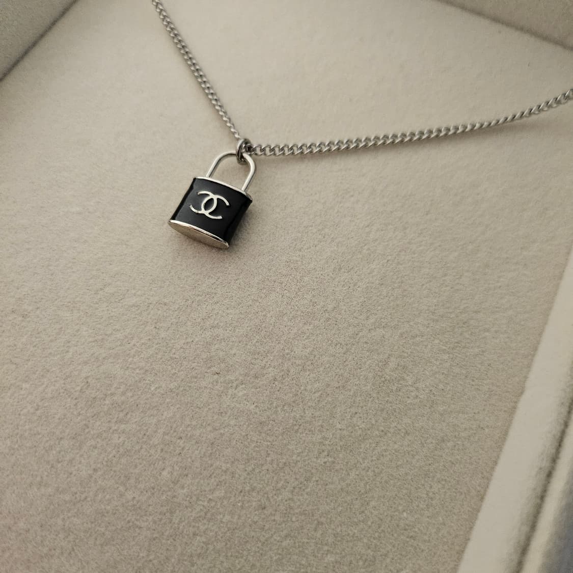 샤넬 블랙 페드락 빈티지 목걸이 상품이미지3