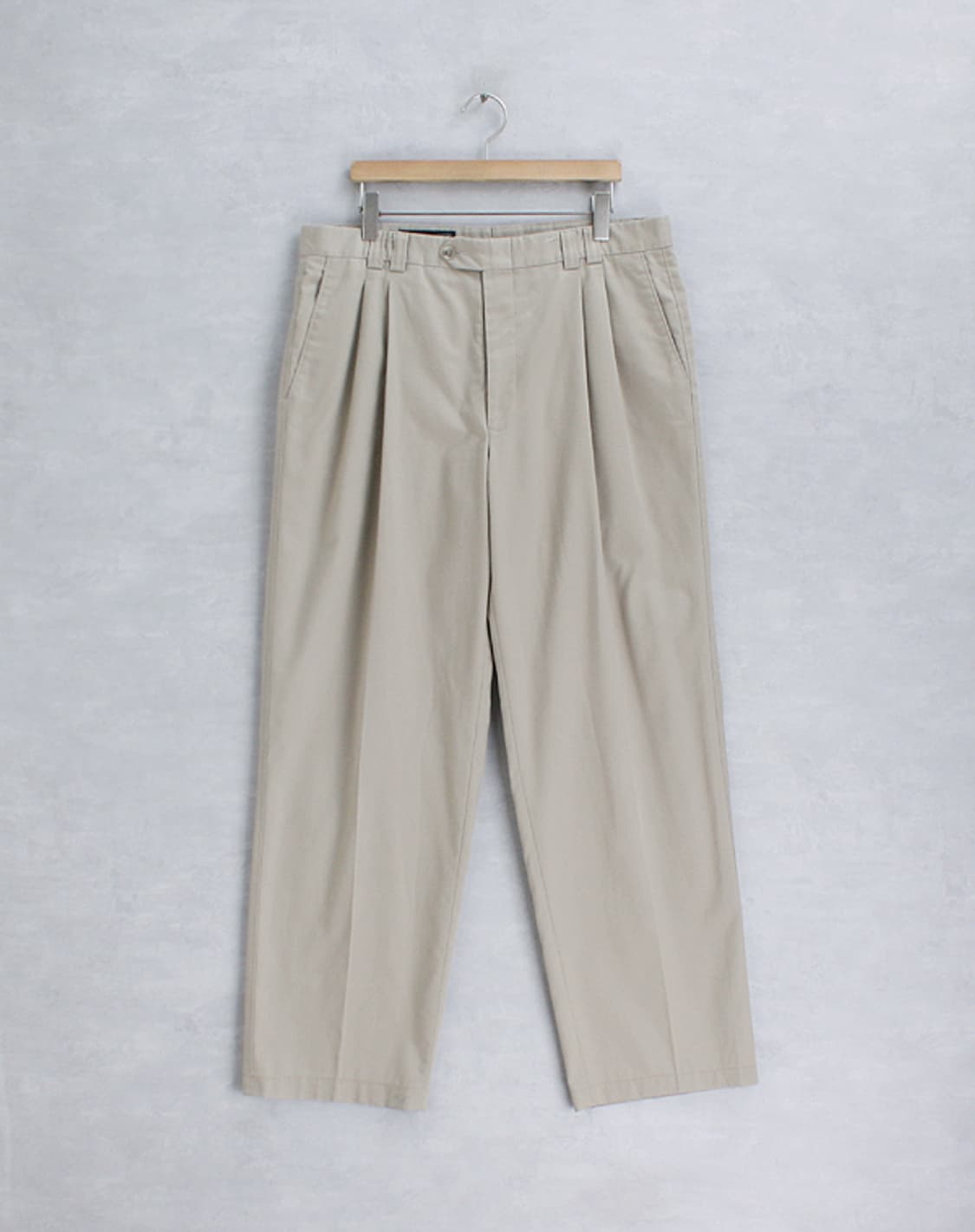 two tuck chino pants _ Canada_S4370 상품이미지1