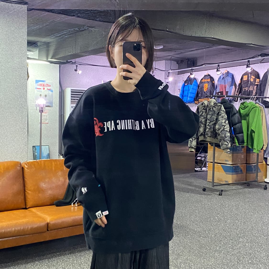 에이프 빅로고 블랙 스웻셔츠 B3567 상품이미지1