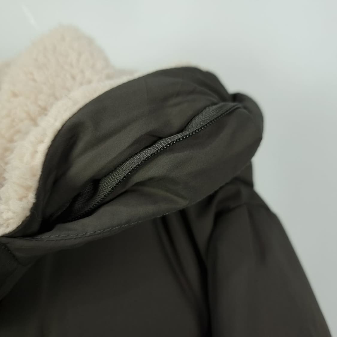 [폴로 랄프로렌] 덕다운 롱 패딩 카키 M18261 상품이미지10