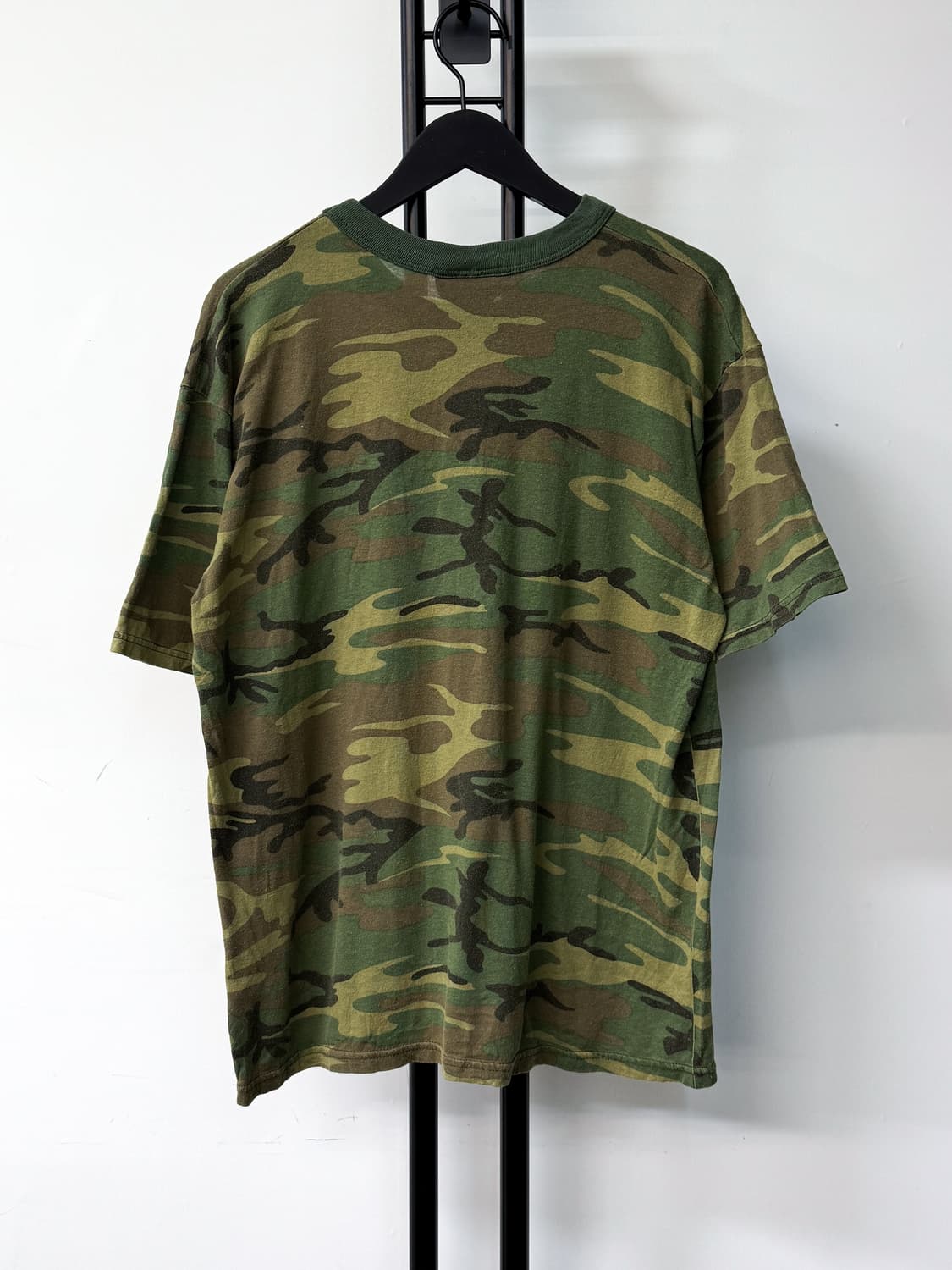 Taboo 아임 하이딩 프롬 마이 걸프렌드 티 상품이미지4