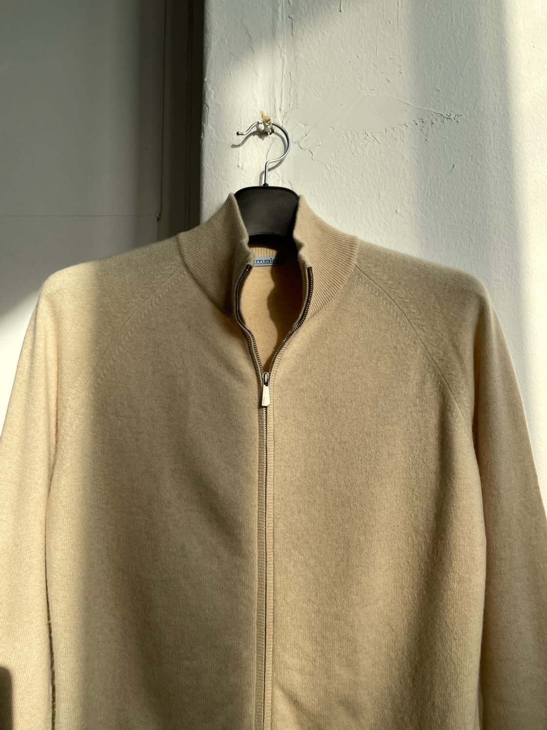 말로 베이지 캐시미어 니트 집업 상품이미지2