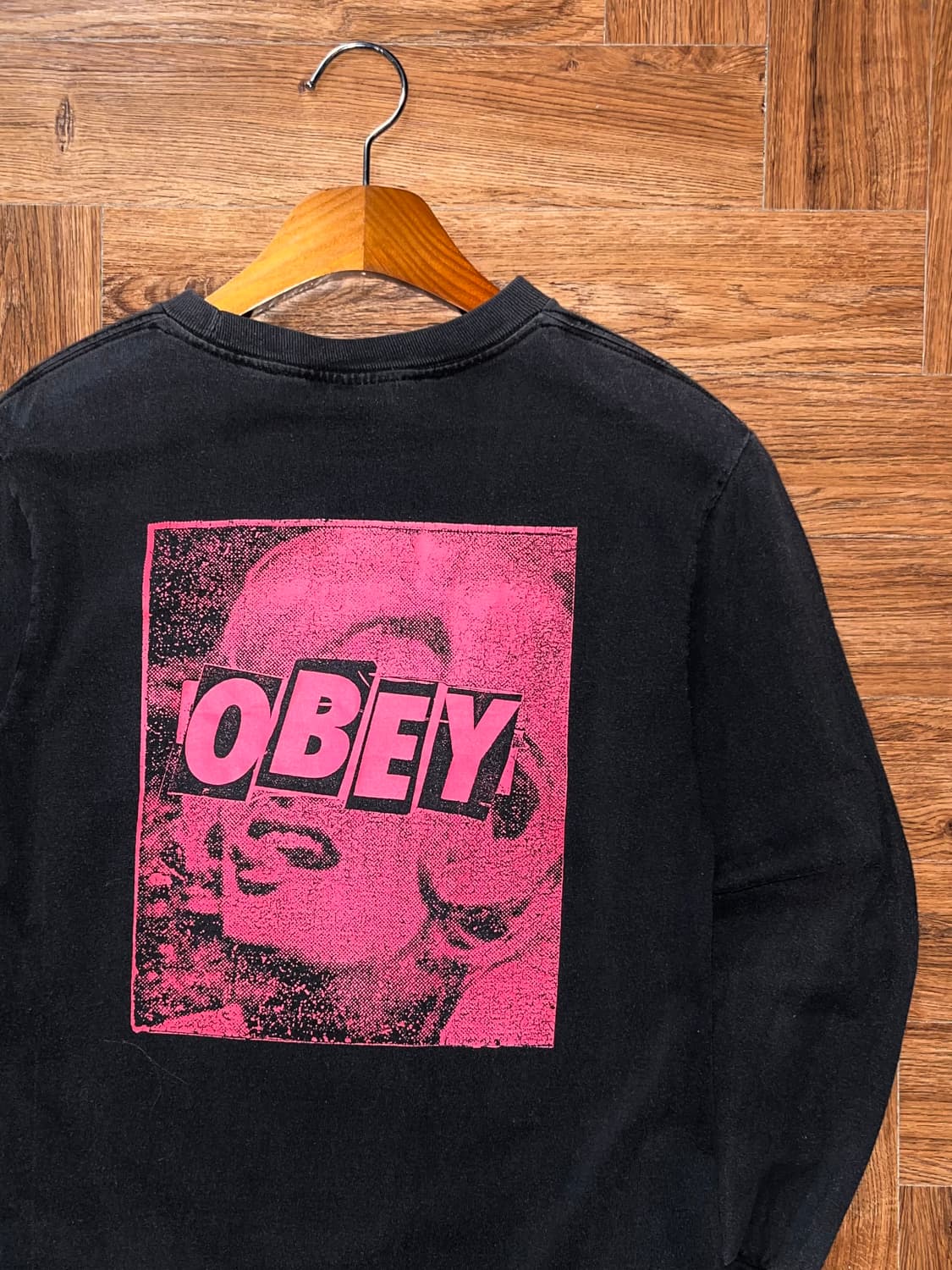 오베이 백 프린팅 롱슬리브 상품이미지4