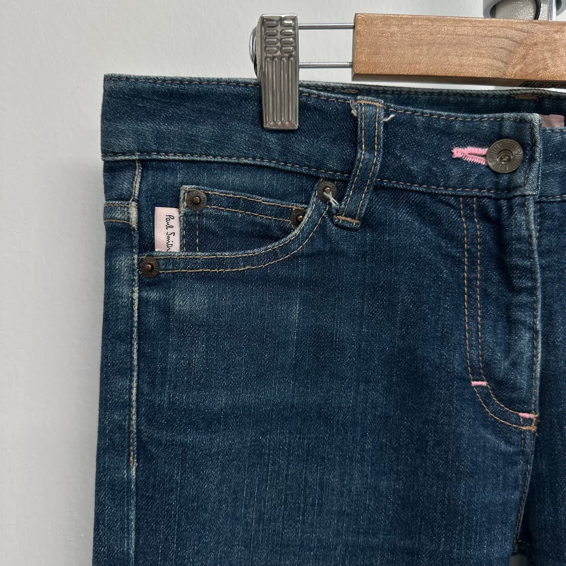 폴스미스 핑크스티치 자수 로고 크롭진 청바지 상품이미지3