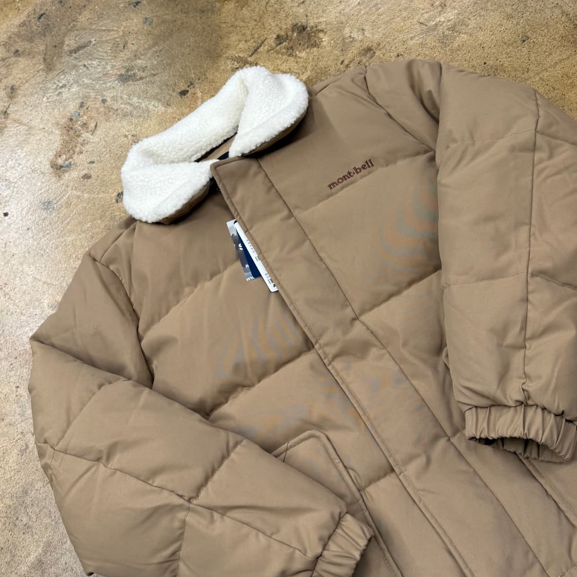 [정품/105] 몽벨 양털 카라 패딩 자켓 베이지 b19 상품이미지1