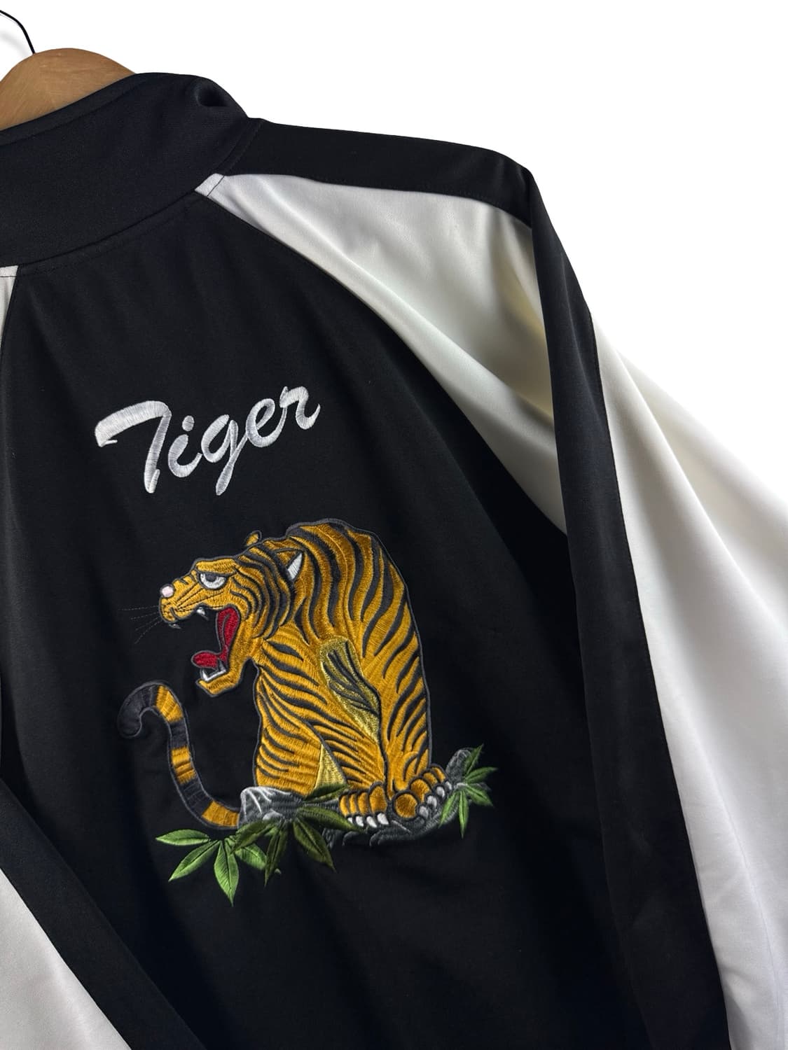 JPN 오리엔탈 호랑이 키치 나그랑 트랙탑져지2615 상품이미지5