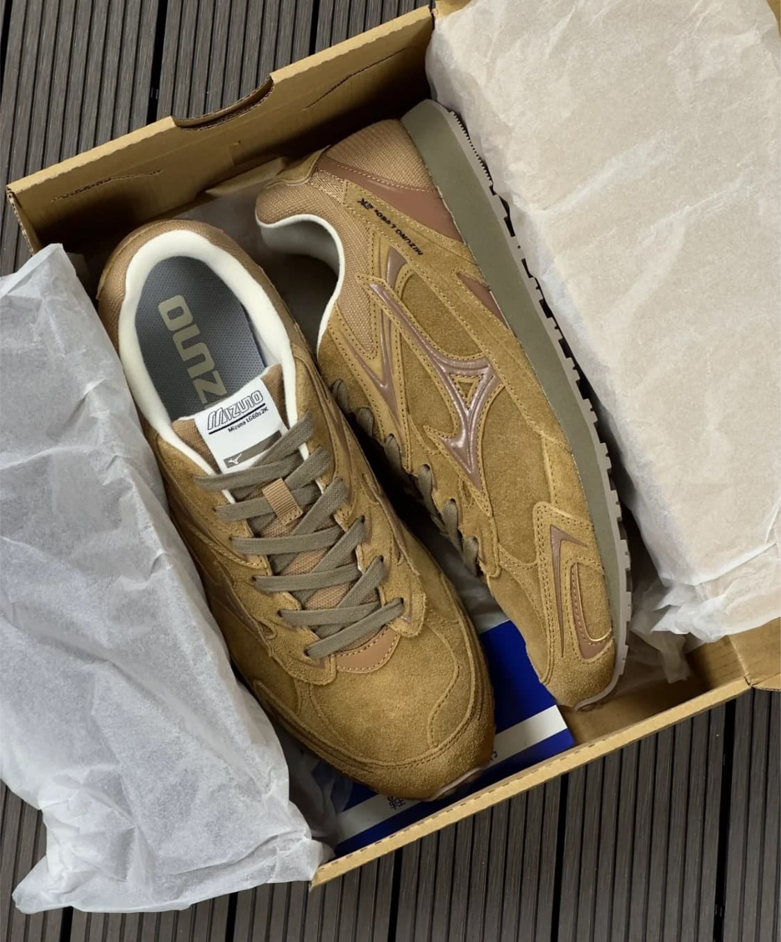 미즈노 운동화 브라운 갈색 D1GH242102 상품이미지1