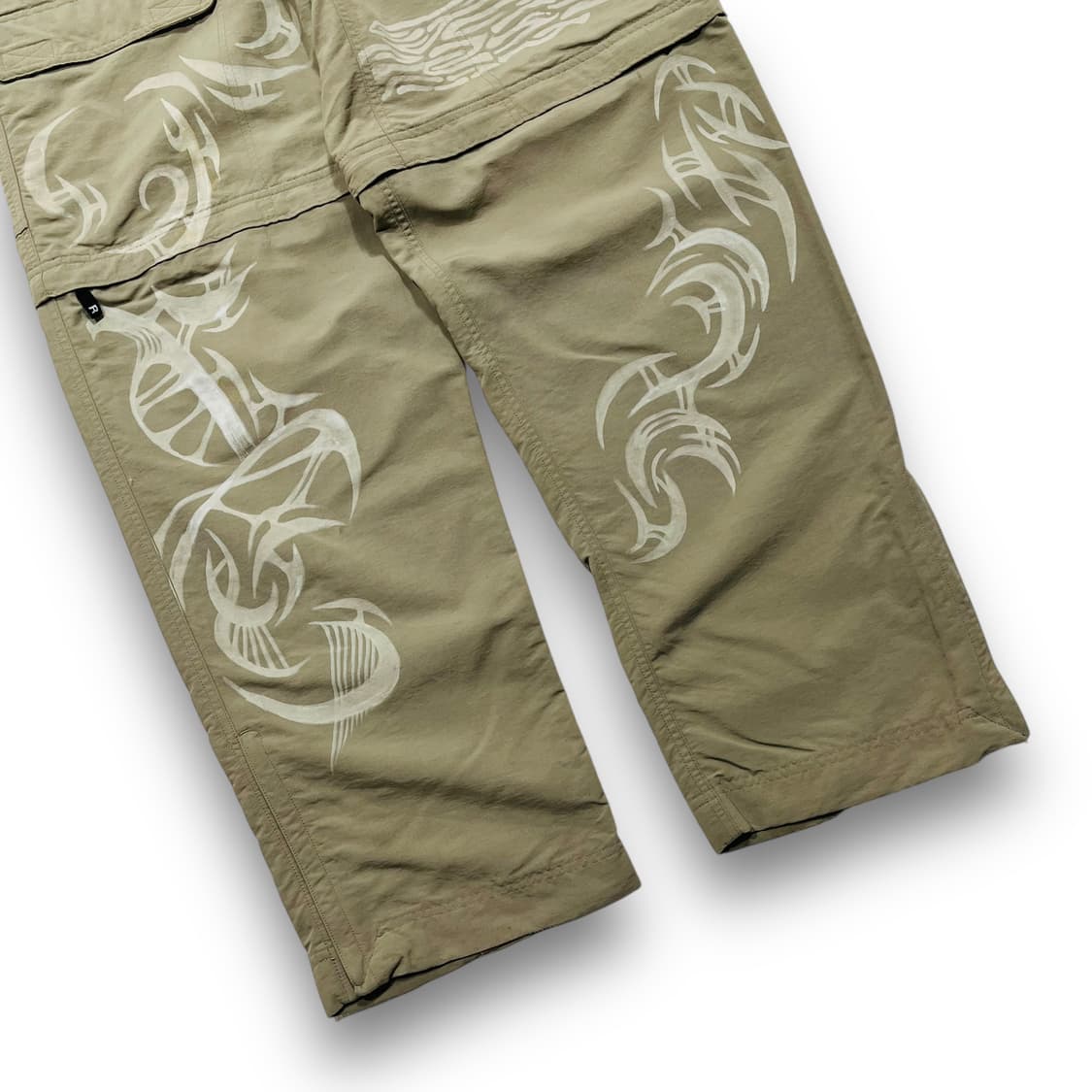 노스페이스 디테쳐블 트라이벌 커스텀 해체주의 카고 팬츠 상품이미지3