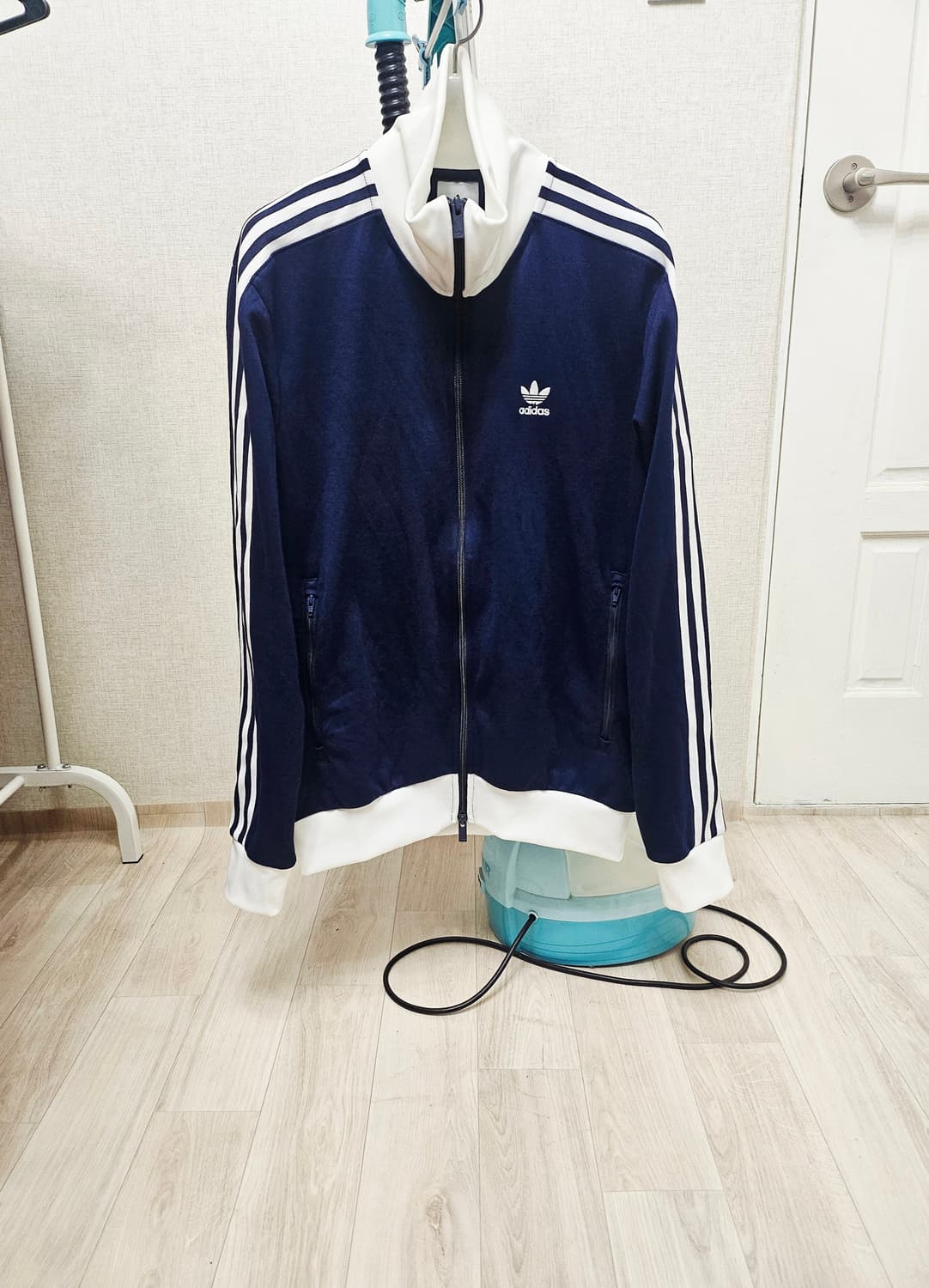 (95~100)M☆초대장급아디다스베켄바우어2중지퍼[화이트네이비]트랙탑져지 상품이미지1