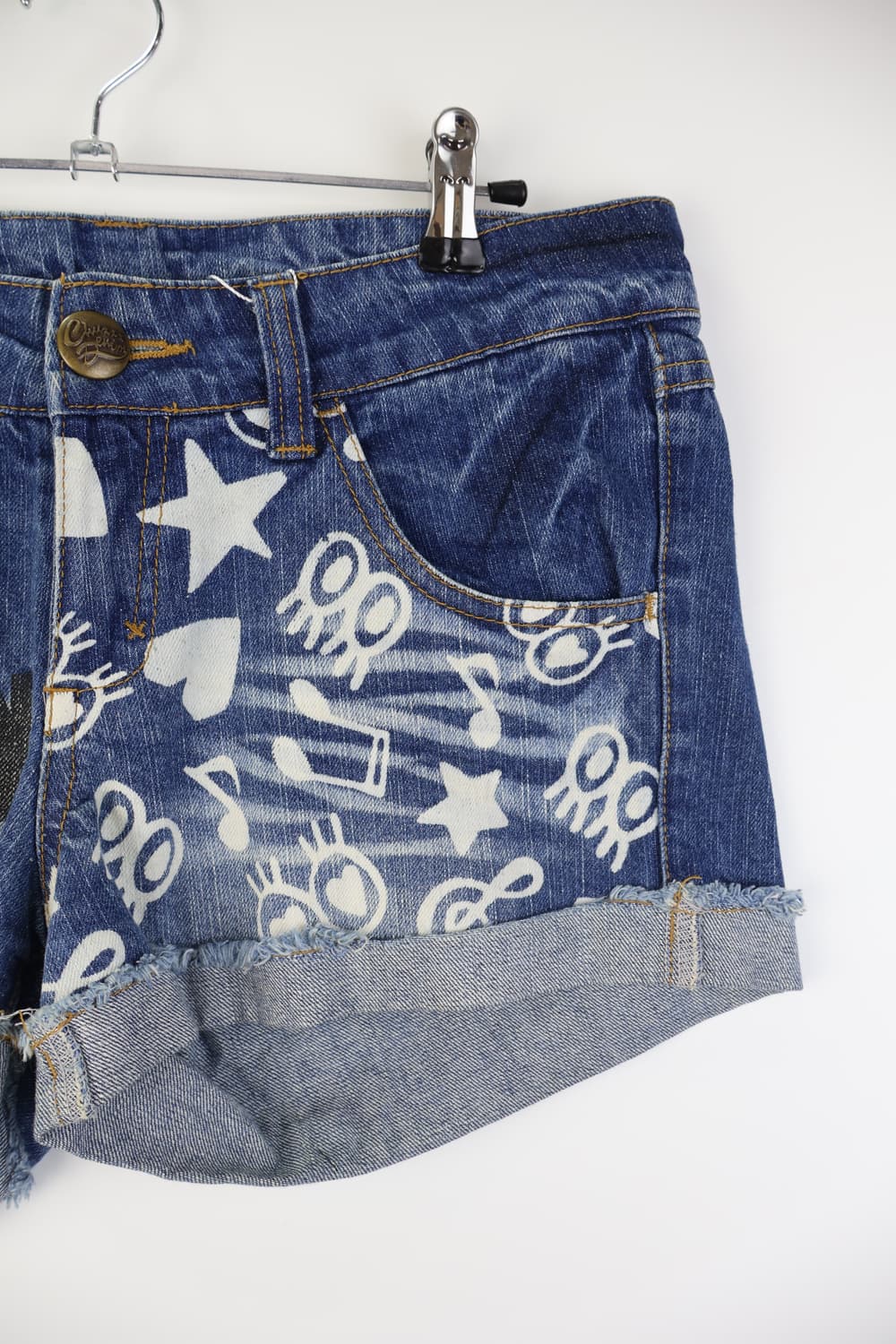 Chu Xxx Kitsch Graphic Denim Shorts 상품이미지9
