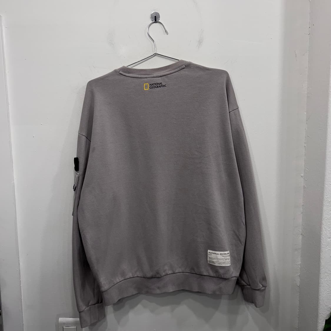 내셔널 지오그래픽 슬리브와펜 유틸리티 맨투맨 상품이미지5