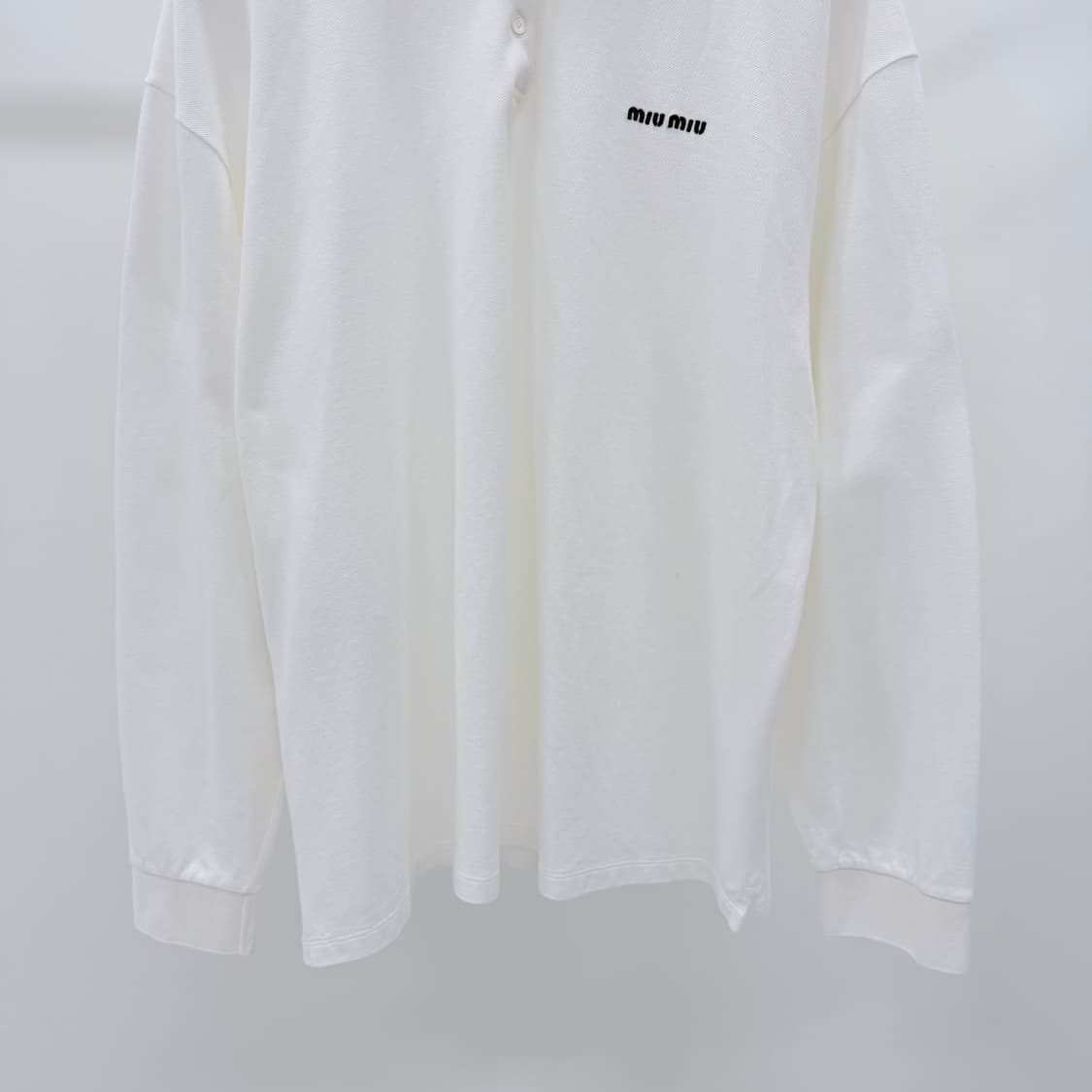 [S+급/2XL] 미우미우 폴로 긴팔 카라티 화이트 상품이미지4