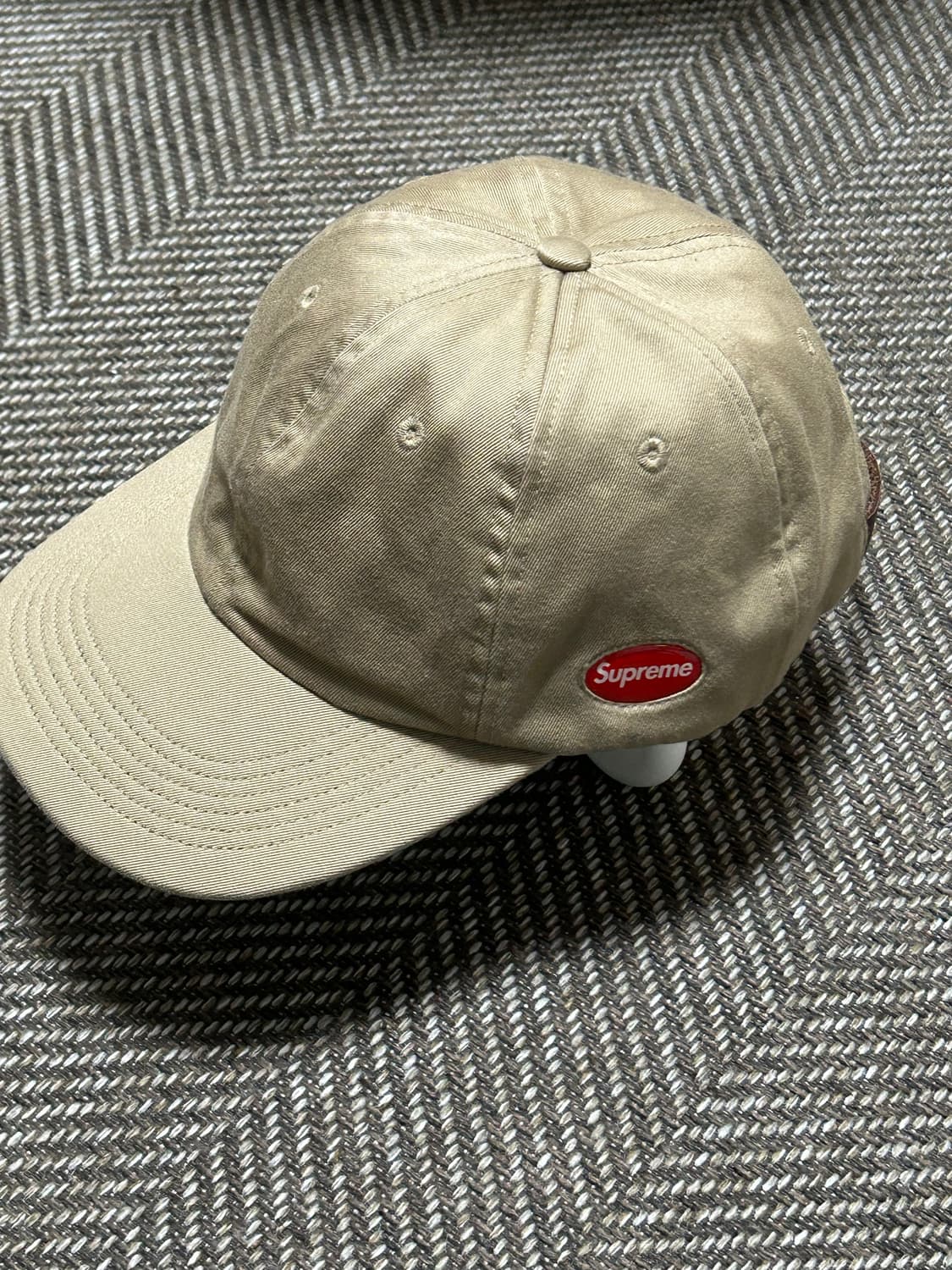 슈프림 베이지 볼캡 상품이미지2