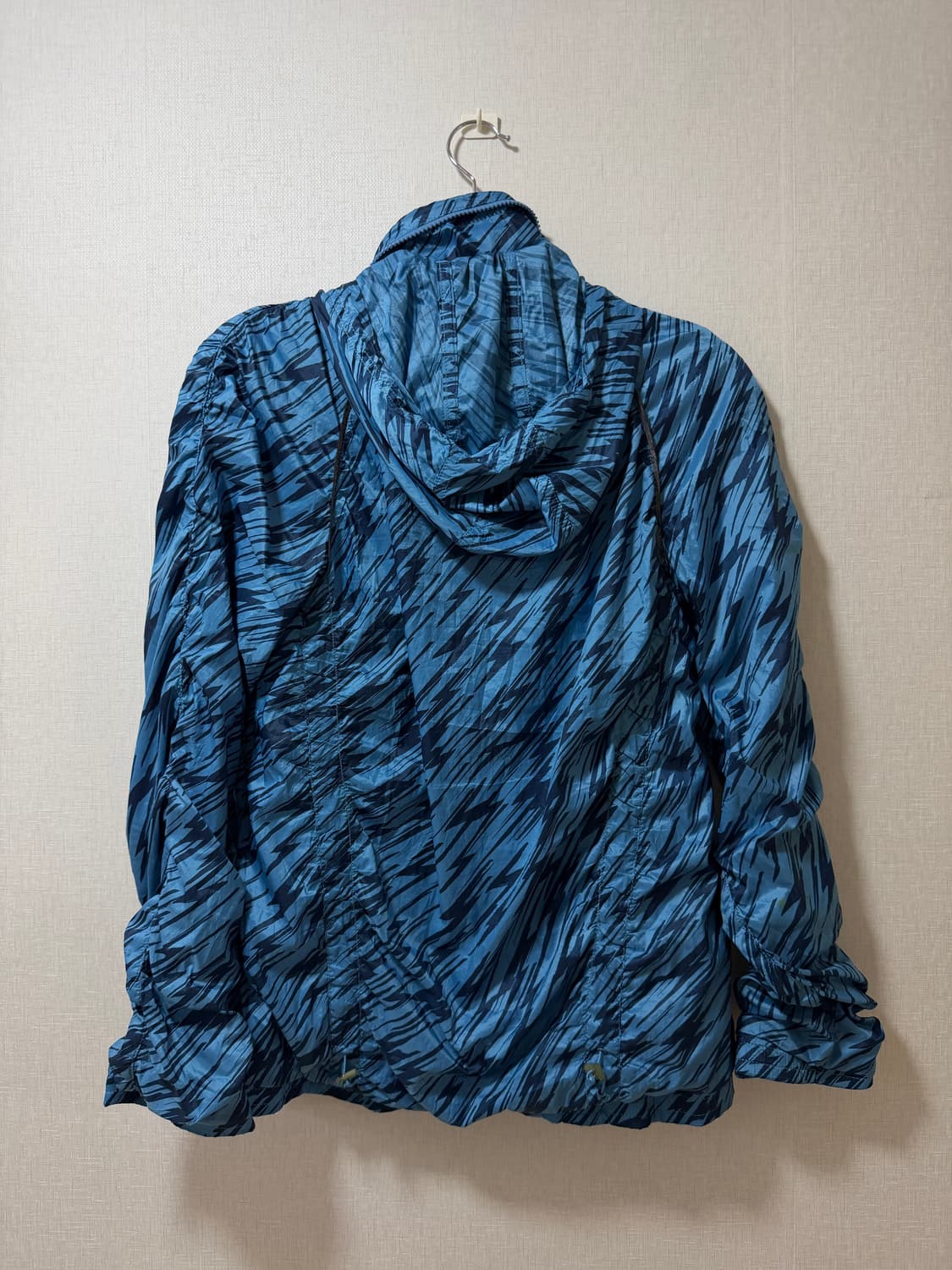 아디다스 바이 스텔라 맥카트니 바람막이 상품이미지3