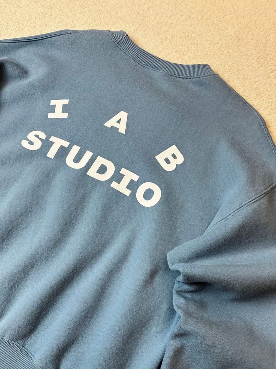 아이앱스튜디오 시그니처 스웻 크루넥 맨투맨 PN6219 상품이미지3