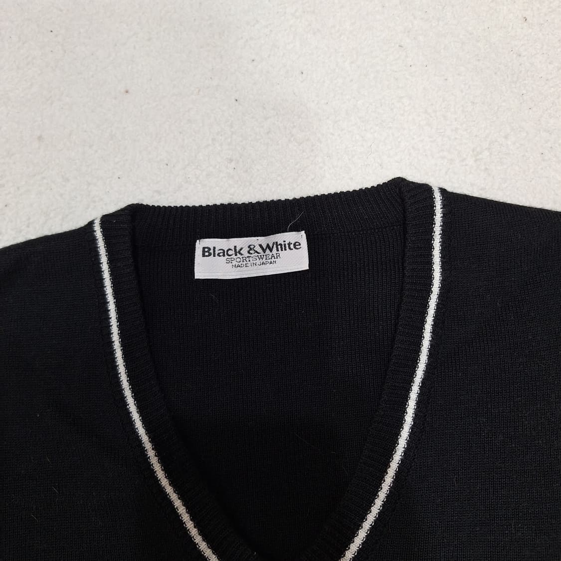 블랙앤화이트  조끼M 상품이미지2