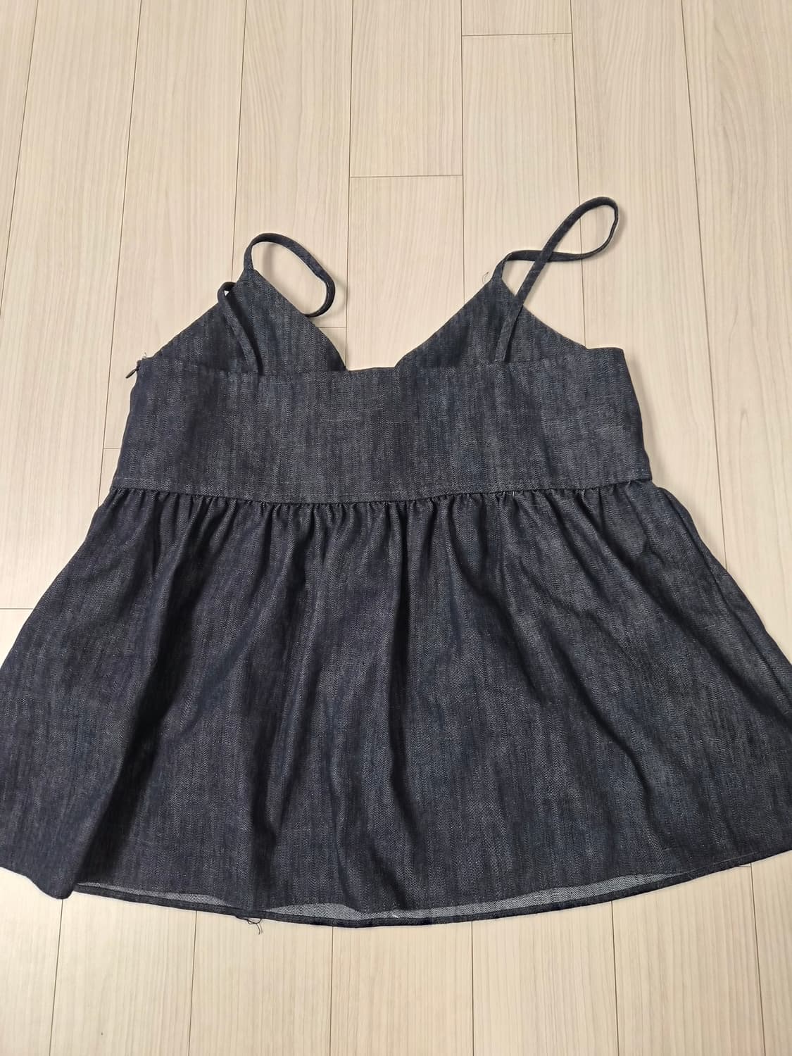 사계절 활용 만점! 진청 데님 셔링 뷔스티에 상품이미지5