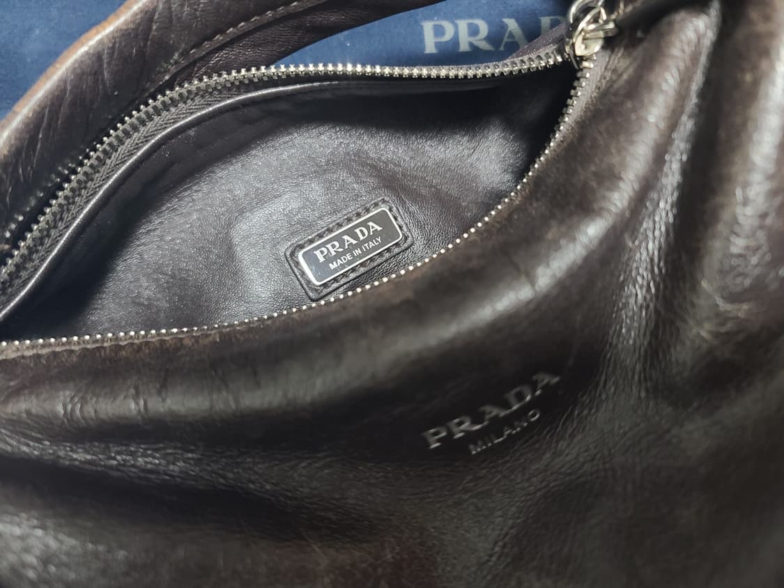 프라다 나파가죽 숄더백 빈티지다크브라운 2vh188 크로스백 상품이미지5