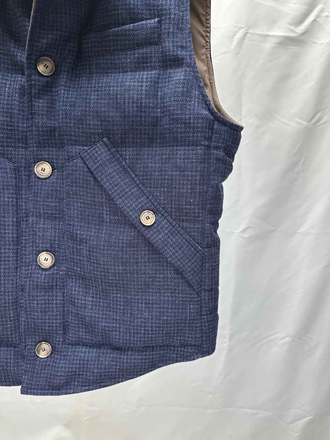 브루넬로쿠치넬리 울 구스다운 베스트 XL(105~110) 민트급 판매 상품이미지5