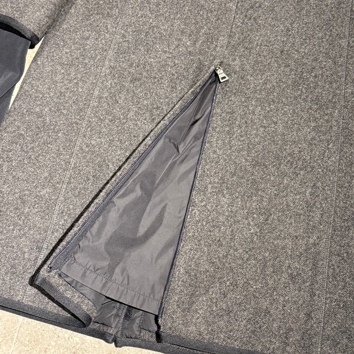 프라다 그레이 패딩 울코트 상품이미지7